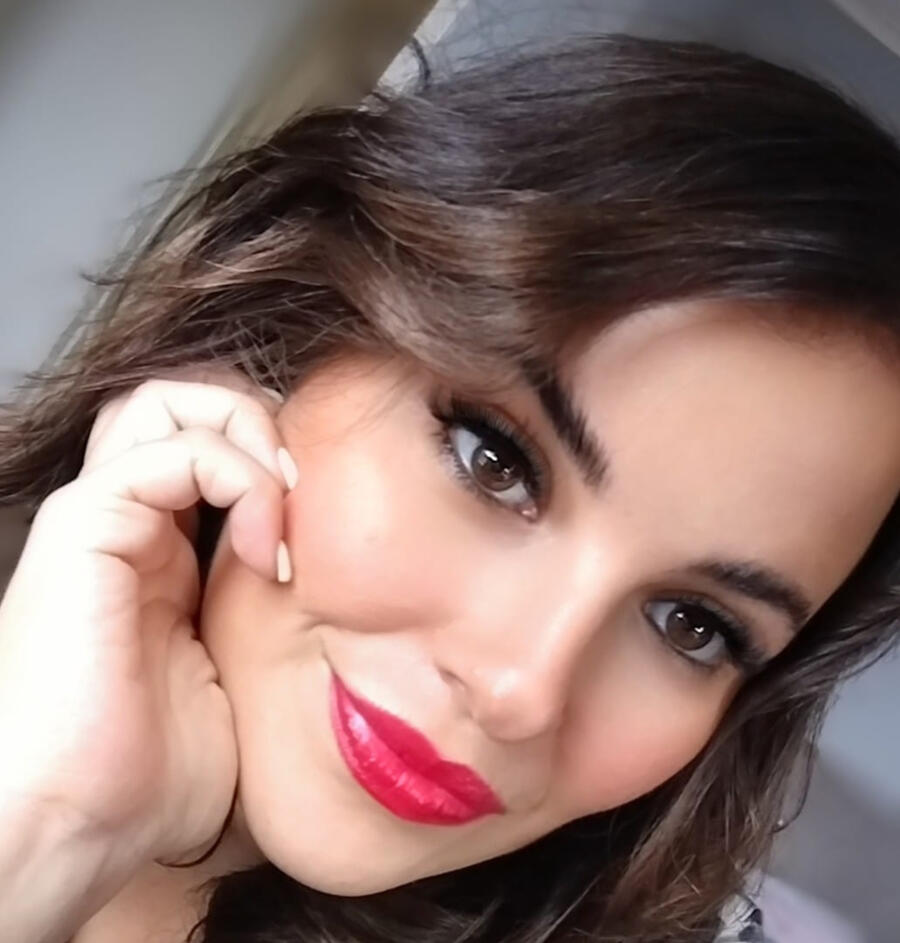 IN YOUR POWER CIC LOGO